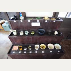 ayumilog | Gifu | 多治見で陶芸体験 | 色はこちらの中からそれぞれ選ぶことができます